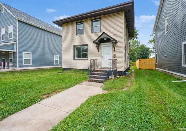 Photo 3 of Sale Pending at 540 Blaine Ave, South Bend, IN 46616 | MLS# 202638445 | Listing updated on 2026-09-29