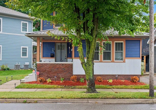 Photo 3 of Sale Pending at 903 Portage Ave, South Bend, IN 46616 | MLS# 202638449 | Listing updated on 2026-09-29