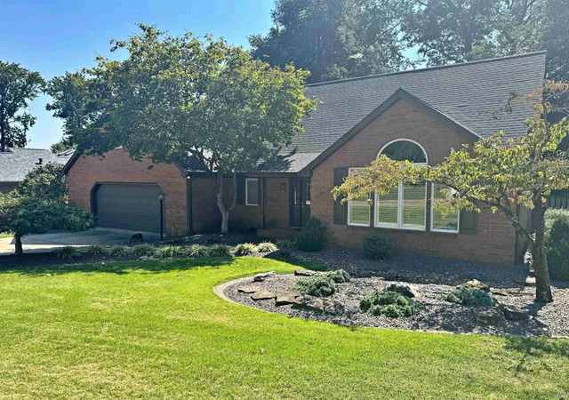 Photo 1 of Sale Pending at 507 Saint Clair Ct, Evansville, IN 47711 | MLS# 202638464 | Listing updated on 2026-09-29