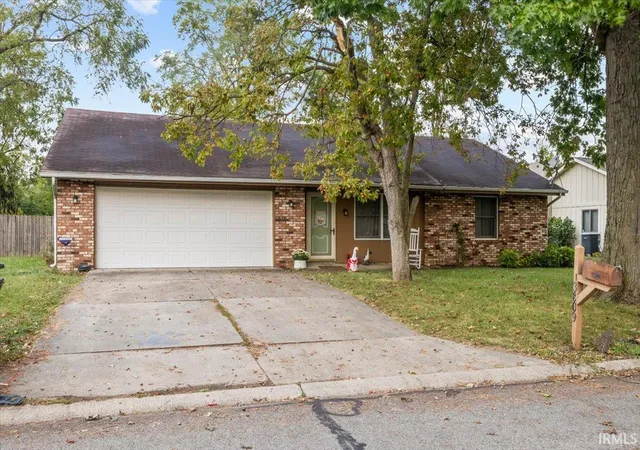 Photo 2 of Sale Pending at 3809 N Piper Ave, Muncie, IN 47303 | MLS# 202638469 | Listing updated on 2026-10-08