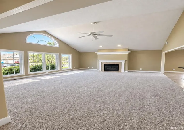Photo 2 of Manufactured home for sale at 2807 Langston Dr, Evansville, IN 47725 | MLS# 202638471 | Listing updated on 2026-10-16