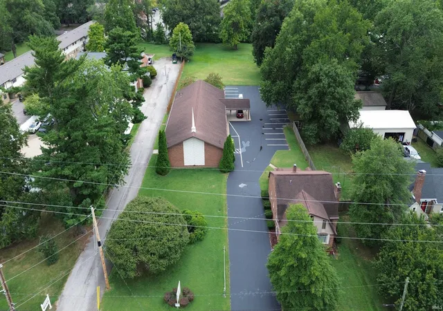 Photo 2 of Manufactured home for sale at 3219 Washington Ave, Evansville, IN 47714 | MLS# 202638482 | Listing updated on 2026-09-30