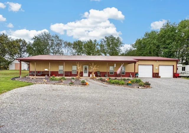 Photo 1 of Manufactured home for sale at 3547 E Honey Ln, Olney, IL 62450 | MLS# 202638527 | Listing updated on 2026-09-17