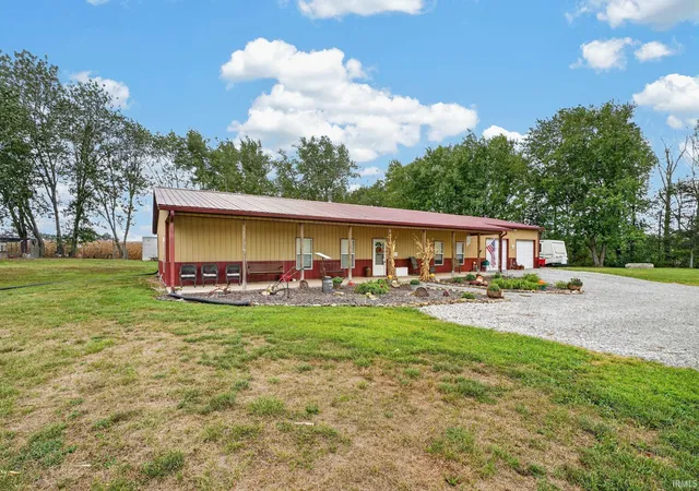 Photo 3 of Manufactured home for sale at 3547 E Honey Ln, Olney, IL 62450 | MLS# 202638527 | Listing updated on 2026-09-17