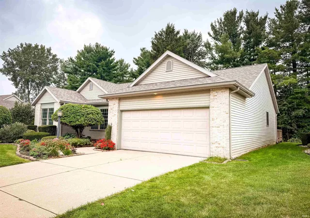 Photo 3 of Sale Pending at 5614 Garden Ter, South Bend, IN 46614 | MLS# 202638550 | Listing updated on 2026-10-09