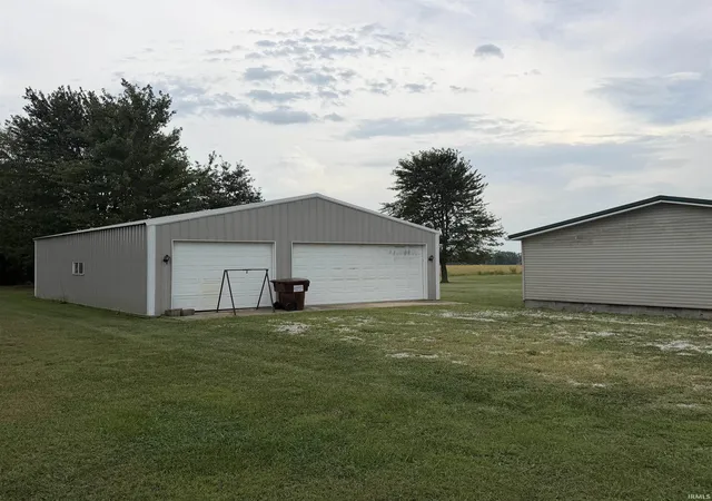 Photo 2 of Manufactured home for sale at 2684 North 950 W Rd, Linton, IN 47441 | MLS# 202638566 | Listing updated on 2026-10-09