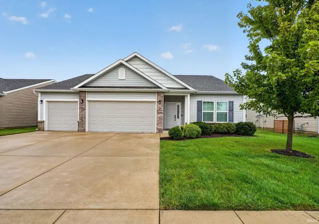 Photo 1 of Manufactured home for sale at 926 Kingrail Dr, West Lafayette, IN 47906 | MLS# 202638645 | Listing updated on 2026-10-13