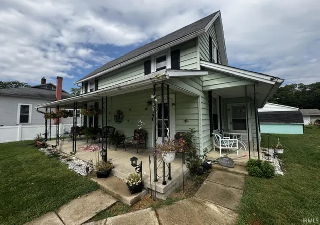Photo 3 of Sale Pending at 326 E Griffith St, Galveston, IN 46932 | MLS# 202638666 | Listing updated on 2026-10-06