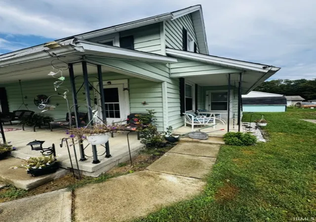 Photo 4 of Sale Pending at 326 E Griffith St, Galveston, IN 46932 | MLS# 202638666 | Listing updated on 2026-10-06