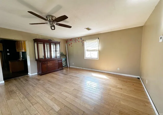 Photo 3 of Manufactured home for sale at 2662 W 150 North, Washington, IN 47501 | MLS# 202638674 | Listing updated on 2026-10-09