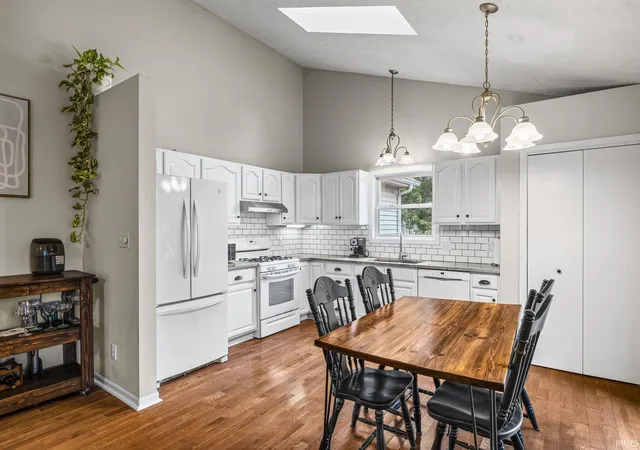 Photo 2 of Manufactured home for sale at 1611 Lionheart Ln, West Lafayette, IN 47906 | MLS# 202638756 | Listing updated on 2026-10-12