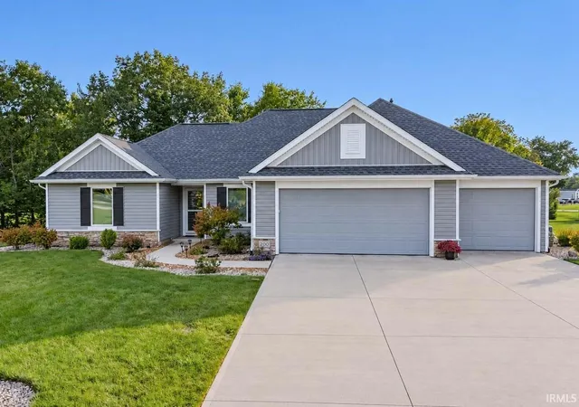 Manufactured home for sale at 200 W Winterhaven Dr, Warren, IN 46792 | MLS# 202638758