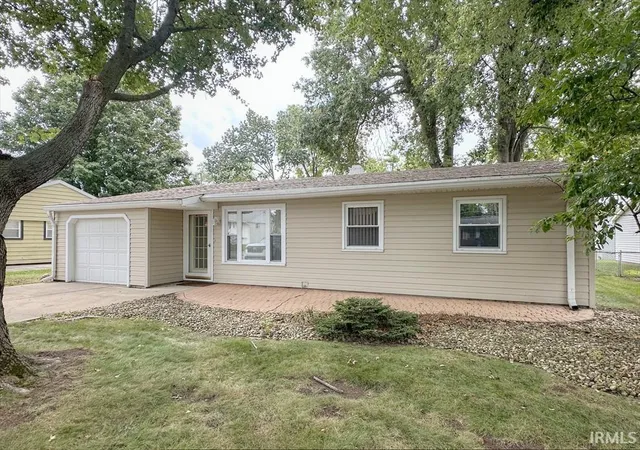 Photo 1 of Manufactured home for sale at 1609 Oakhill Rd, Kokomo, IN 46902 | MLS# 202638812 | Listing updated on 2026-10-08