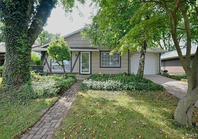 Photo 1 of Manufactured home for sale at 3737 Navarre Ct, Lafayette, IN 47905 | MLS# 202638853 | Listing updated on 2026-10-20