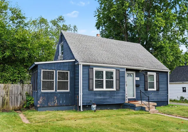 Photo 3 of Single family home for sale at 1111 Blyler Pl, South Bend, IN 46616 | MLS# 202638860 | Listing updated on 2026-10-01