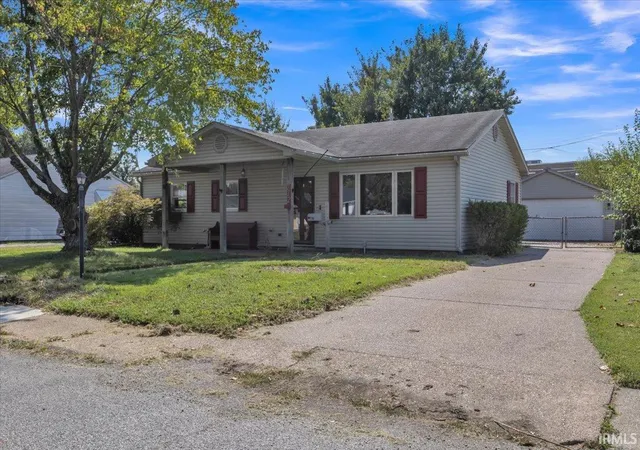 Photo 1 of Sale Pending at 712 Windsor Ave, Evansville, IN 47710 | MLS# 202638877 | Listing updated on 2026-09-29
