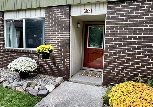 Photo 1 of Condo for sale at 2500 Topsfield Rd #603, South Bend, IN 46614 | MLS# 202638882 | Listing updated on 2026-10-19