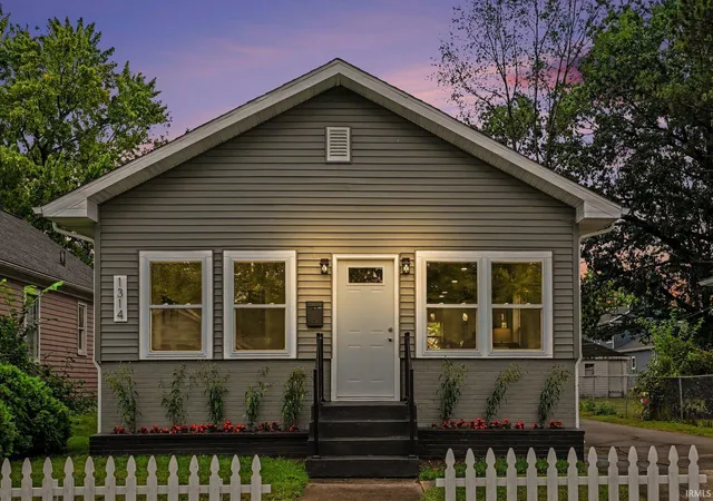 Photo 1 of Sale Pending at 1314 Corby Blvd, South Bend, IN 46617 | MLS# 202638883 | Listing updated on 2026-09-28