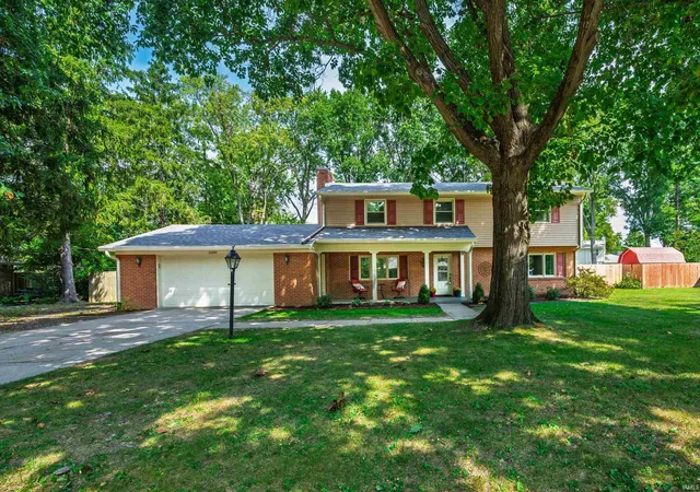 Photo 2 of Sale Pending at 2600 W Purdue Ave, Muncie, IN 47304 | MLS# 202638892 | Listing updated on 2026-10-22