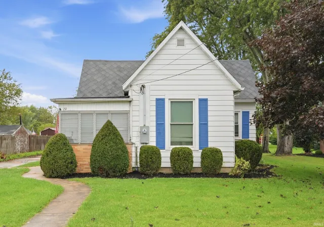 Manufactured home for sale at 232 N 5th Street, Parker City, IN 47368 | MLS# 202638894