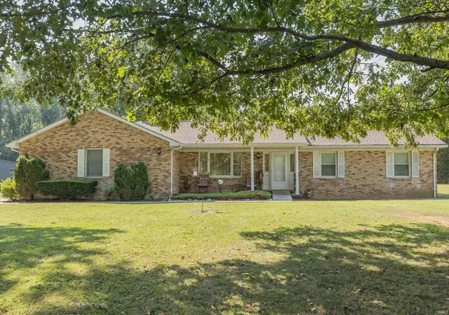 Photo 1 of Sale Pending at 1921 Indian Mounds Blvd, Evansville, IN 47715 | MLS# 202638932 | Listing updated on 2026-09-24