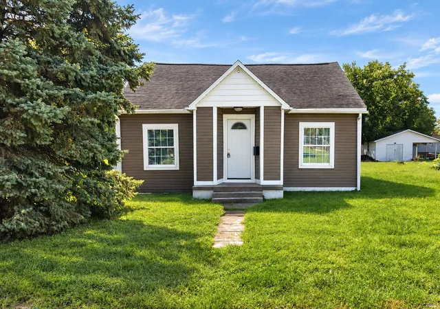 Photo 1 of Sale Pending at 205 E South St, Fort Branch, IN 47648 | MLS# 202638937 | Listing updated on 2026-10-20