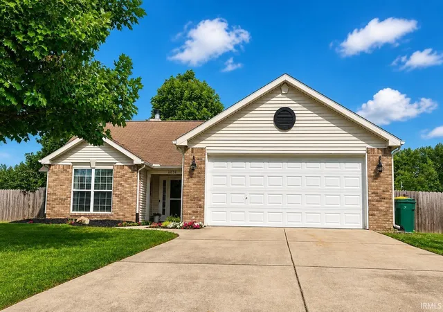 Photo 2 of Manufactured home for sale at 6026 Flintlock Dr, West Lafayette, IN 47906 | MLS# 202638972 | Listing updated on 2026-10-20