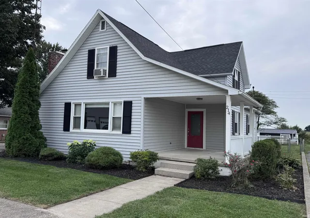 Photo 1 of Single family home for sale at 214 Grant St, Royal Center, IN 46978 | MLS# 202638993 | Listing updated on 2026-10-26