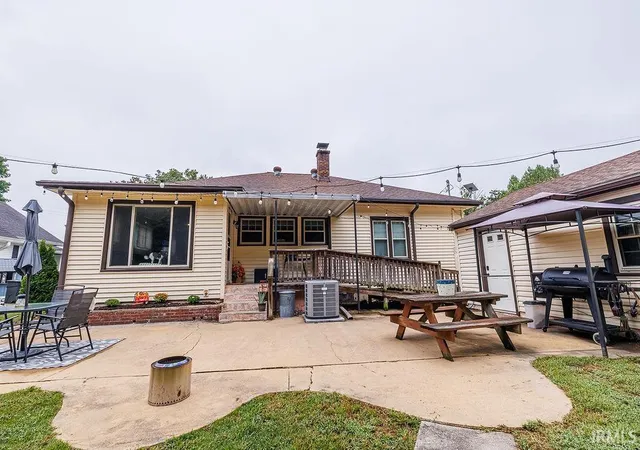Photo 2 of Manufactured home for sale at 171 N Lewis St, Bloomfield, IN 47424 | MLS# 202639015 | Listing updated on 2026-10-26