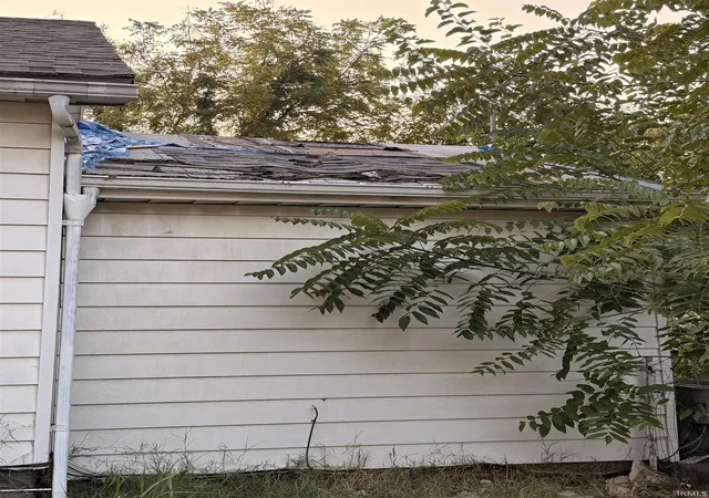 Photo 3 of Manufactured home for sale at 714 E Florida St, Evansville, IN 47711 | MLS# 202639027 | Listing updated on 2026-10-14