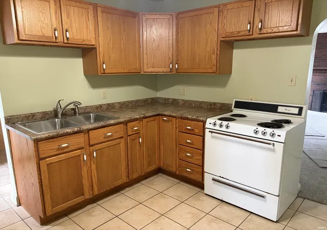 Photo 2 of Sale Pending at 6414 S Us 31 St, South Bend, IN 46614 | MLS# 202639050 | Listing updated on 2026-10-02
