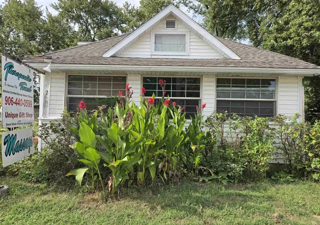 Photo 1 of Single family home for sale at 5216 N State Rd 67, Bruceville, IN 47516 | MLS# 202639067 | Listing updated on 2026-10-28