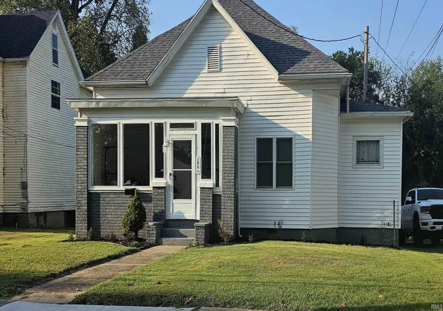 Manufactured home for sale at 208 Gough Ave, Boonville, IN 47601 | MLS# 202639132