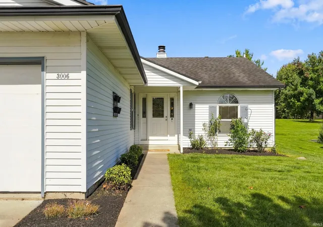 Photo 2 of Condo for sale at 3006 Dockshire Ln, Fort Wayne, IN 46804 | MLS# 202639161 | Listing updated on 2026-10-12