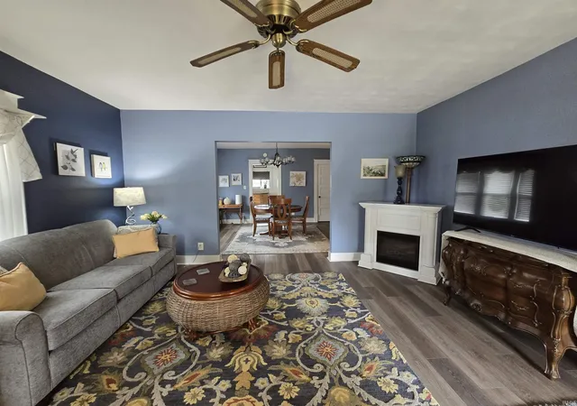 Photo 3 of Manufactured home for sale at 1411 W Walnut Dr, Kokomo, IN 46901 | MLS# 202639170 | Listing updated on 2026-10-05