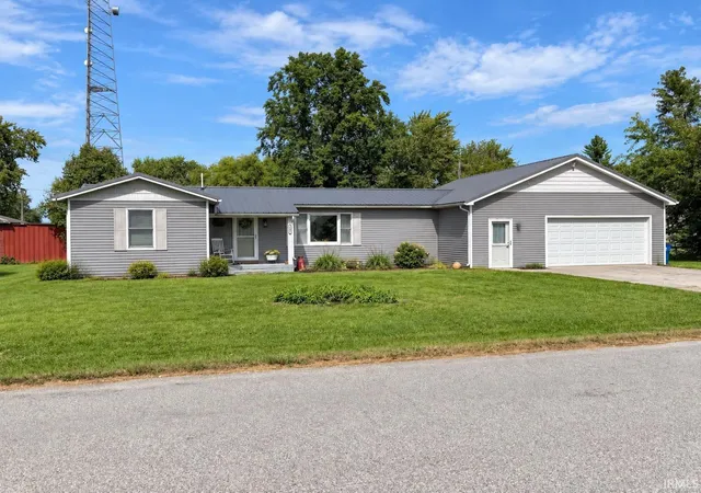 Photo 1 of Manufactured home for sale at 206 E Delaware St, Medaryville, IN 47957 | MLS# 202639178 | Listing updated on 2026-09-22