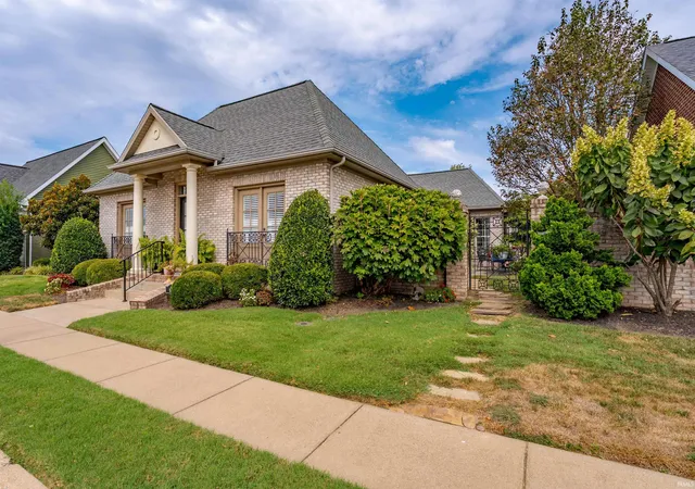 Photo 3 of Single family home for sale at 5308 Somerset Ave, Evansville, IN 47715 | MLS# 202639181 | Listing updated on 2026-10-19
