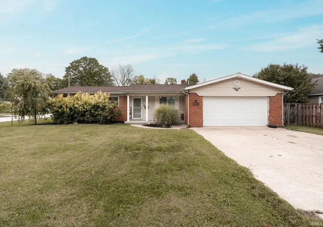 Photo 2 of Sale Pending at 2200 Vinton St, Lafayette, IN 47904 | MLS# 202639186 | Listing updated on 2026-09-25