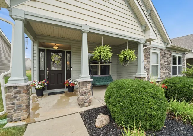 Photo 2 of Sale Pending at 2470 Estancia Ln, Lafayette, IN 47909 | MLS# 202639229 | Listing updated on 2026-09-28