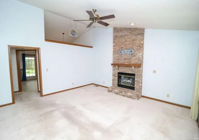 Photo 3 of Sale Pending at 827 Sussex Ct, Lafayette, IN 47909 | MLS# 202639241 | Listing updated on 2026-10-18