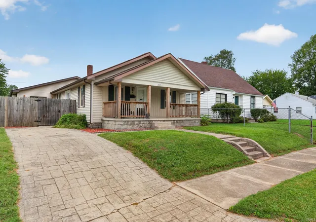 Photo 2 of Sale Pending at 2125 N Jay St, Kokomo, IN 46901 | MLS# 202639272 | Listing updated on 2026-09-30