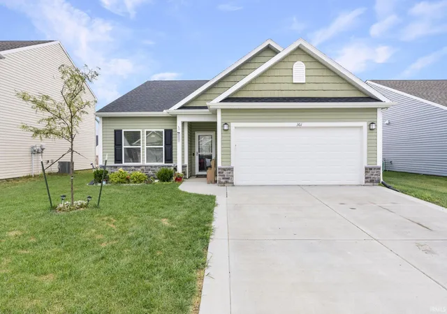 Photo 3 of Manufactured home for sale at 301 Folkston Way, Lafayette, IN 47905 | MLS# 202639358 | Listing updated on 2026-09-23