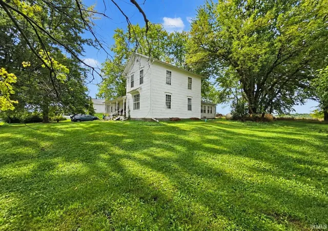 Single family home for sale at 5638 E US 6 Hwy, Kendallville, IN 46755 | MLS# 202639385