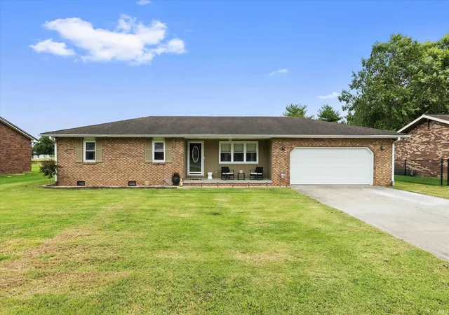 Photo 2 of Sale Pending at 906 S Robin St, Princeton, IN 47670 | MLS# 202639386 | Listing updated on 2026-09-28