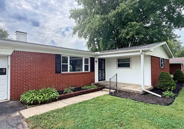 Photo 2 of Manufactured home for sale at 4051 E 00 Ns, Kokomo, IN 46902 | MLS# 202639454 | Listing updated on 2026-10-14