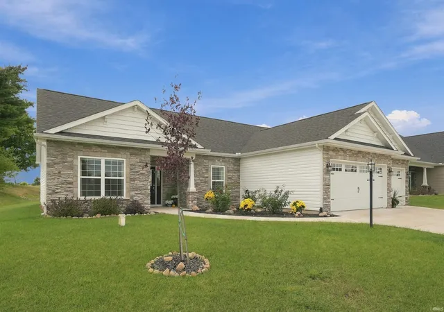 Manufactured home for sale at 2098 S Raccoon Run Blvd, Winona Lake, IN 46590 | MLS# 202639467