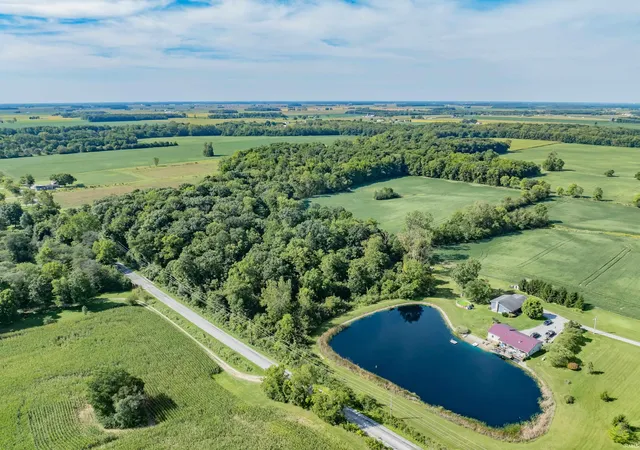 Photo 1 of Sale Pending at 11754 N 400 West, Roanoke, IN 46783 | MLS# 202639480 | Listing updated on 2026-10-19