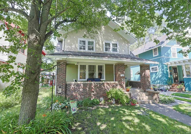 Photo 1 of Sale Pending at 524 River Ave, South Bend, IN 46601 | MLS# 202639548 | Listing updated on 2026-10-14