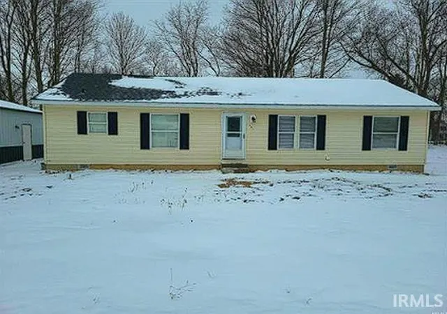 Manufactured home for sale at 13609 South St, Bristol, IN 46507 | MLS# 202639579