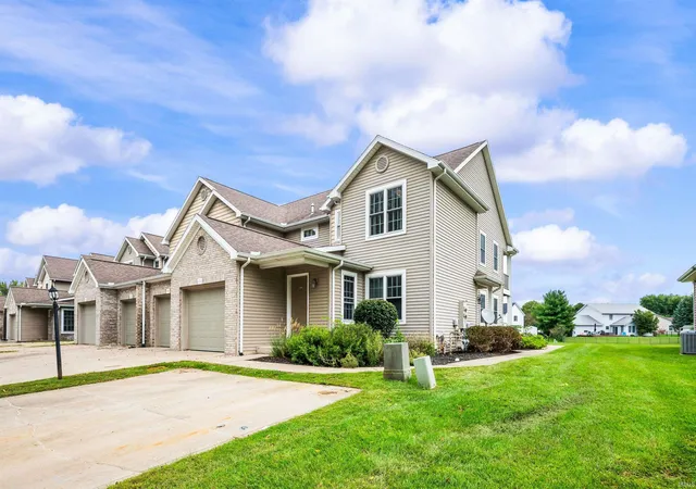 Condo for sale at 132 Tulip Blvd, Goshen, IN 46526 | MLS# 202639589